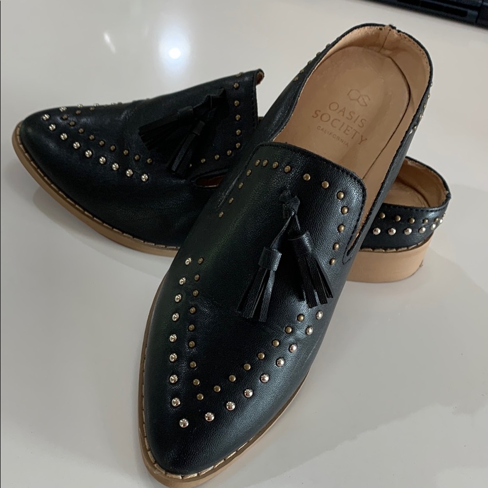 Black leather mule/loafer
